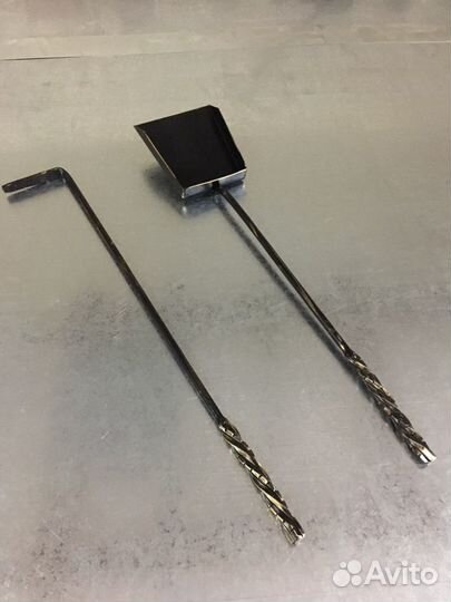 Кочерга и совок