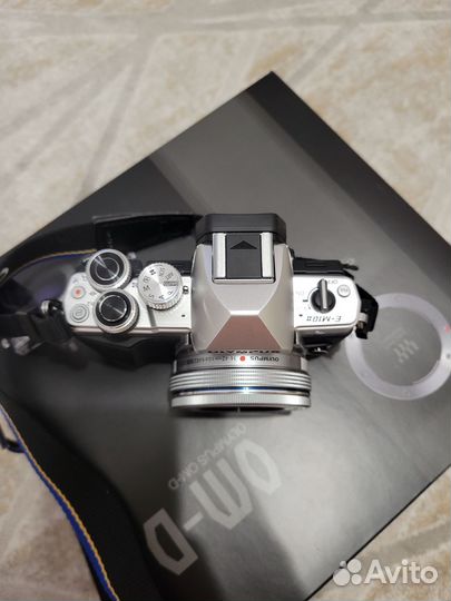 Фотоаппарат Olympus OM-D E-M10 Mark II