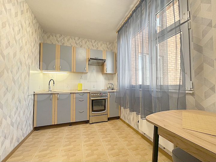 1-к. квартира, 38 м², 13/17 эт.