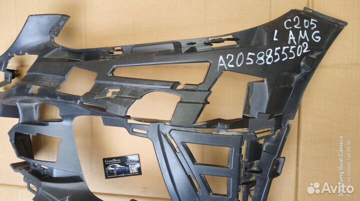 Кронштейн бампера Mercedes C-class