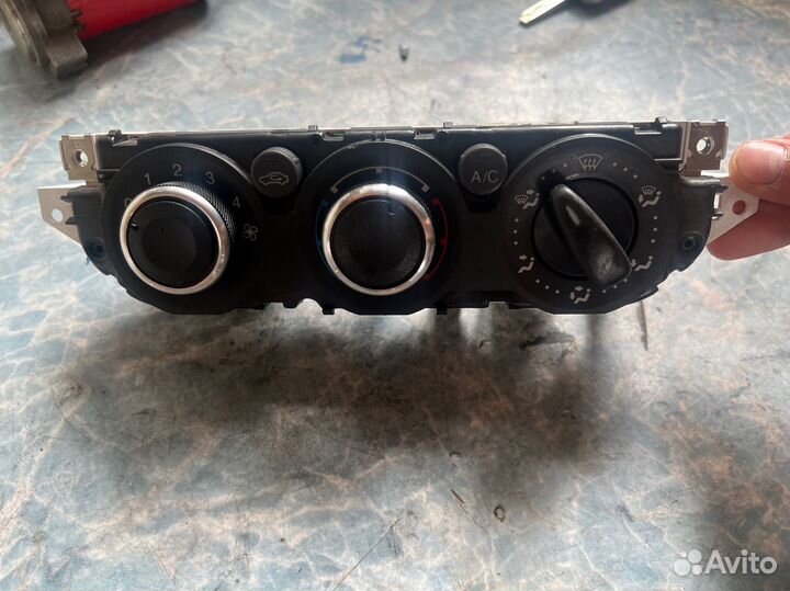 Блок управления печкой ford focus 2