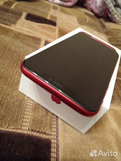 iPhone Xr, 64 ГБ