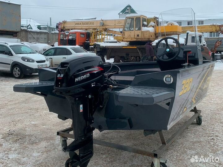 Спайдер 390 с рулевой консолью под мотор 9,9-30лс