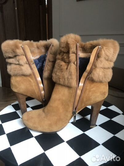 Зимние сапоги рыжие Graciana