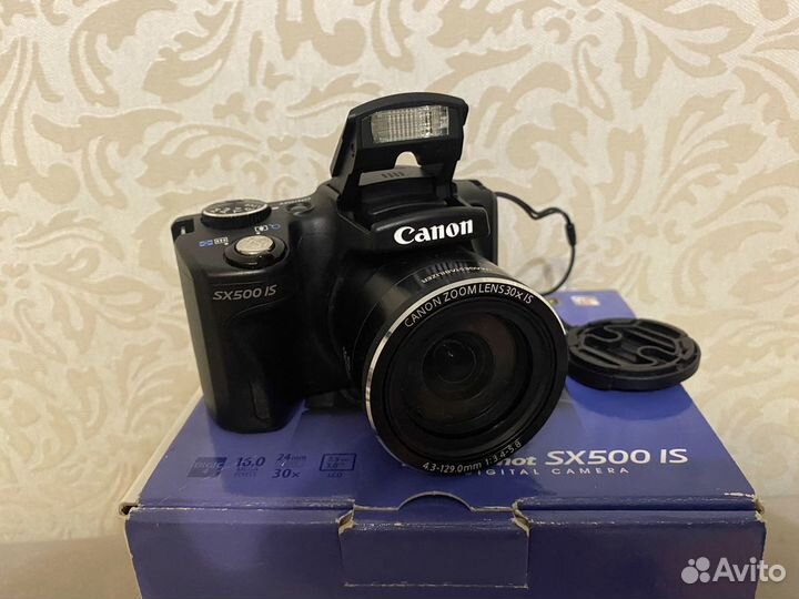 Компактный фотоаппарат