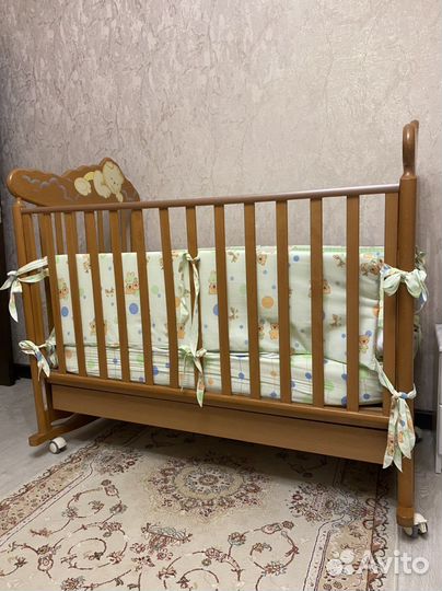Детская кроватка 4500, все принадлежности даром