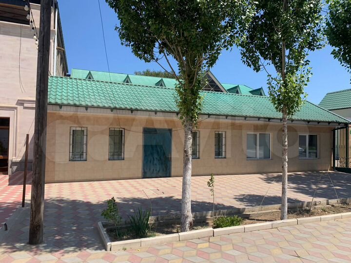 Здание, 800 м²