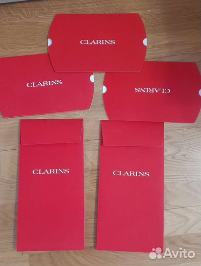 Подарочная коробка упаковка