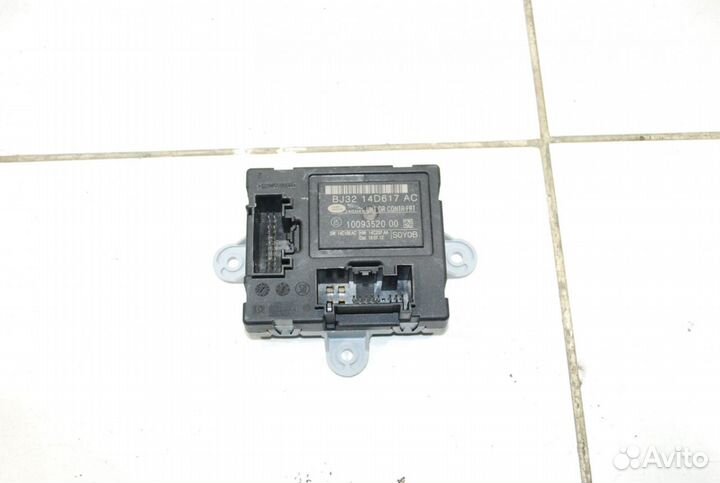 Блок комфорта передний правый Land Rover Range