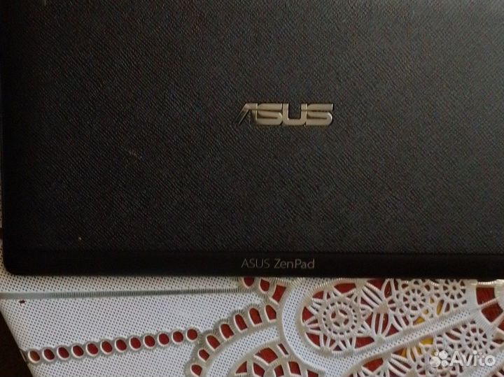 Планшет Asus P01Y