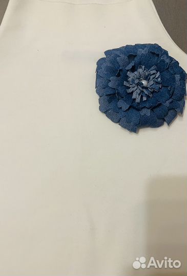 Брошь ручной работы из джинсы