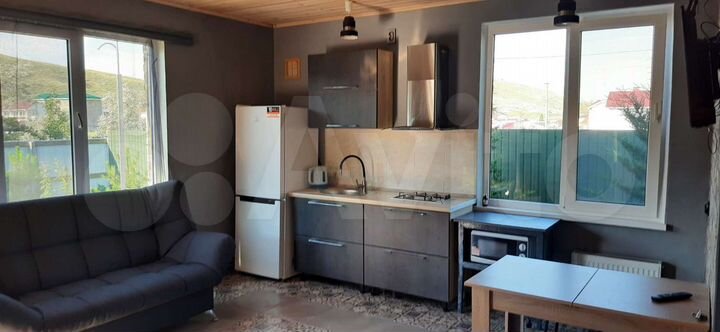 Дом 56 м² на участке 6 сот.