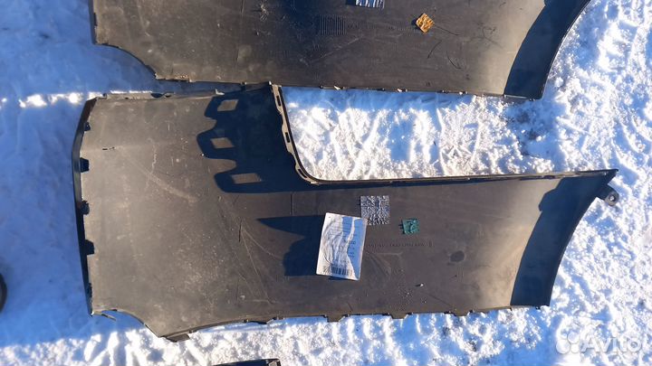 Range Rover Sport L494 левая накладка задн бампера