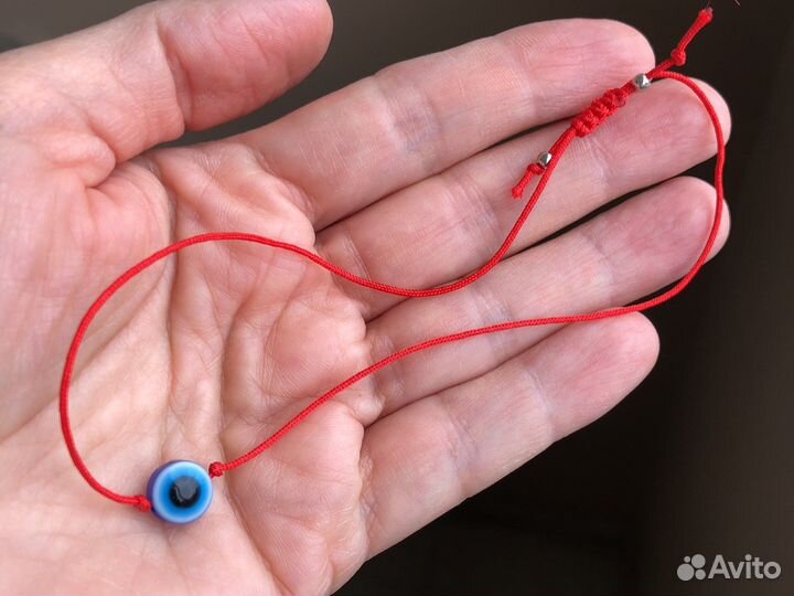 Красная ниточка браслет