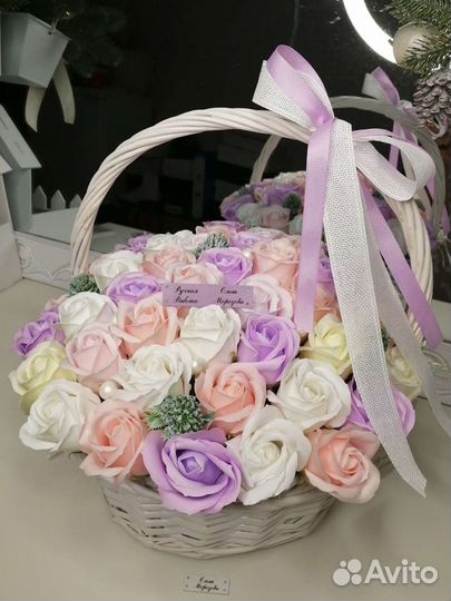 Подарок мыльные розы в корзине