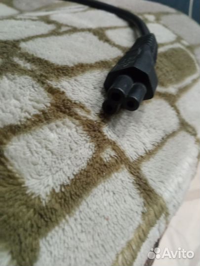 Кабель для ноутбука