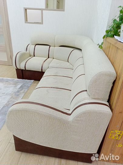 Угловой диван с креслом