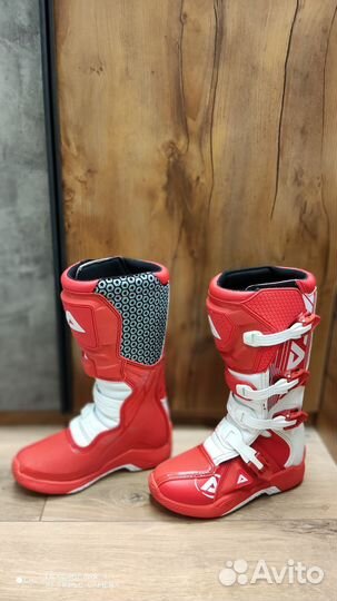 Мотоботы Ataki mx 001