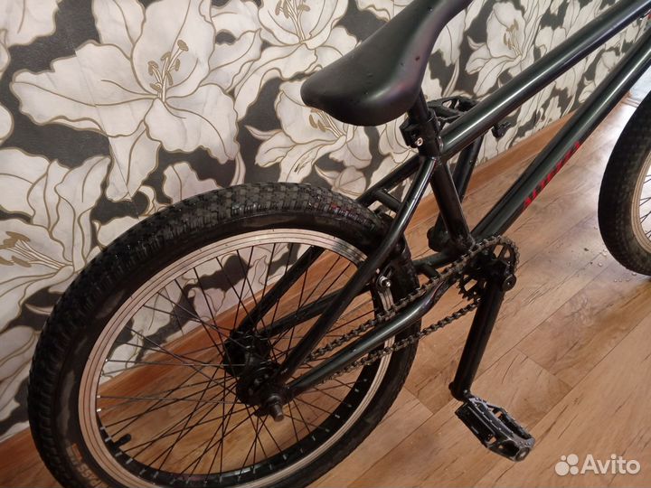 Трюковой велосипед bmx