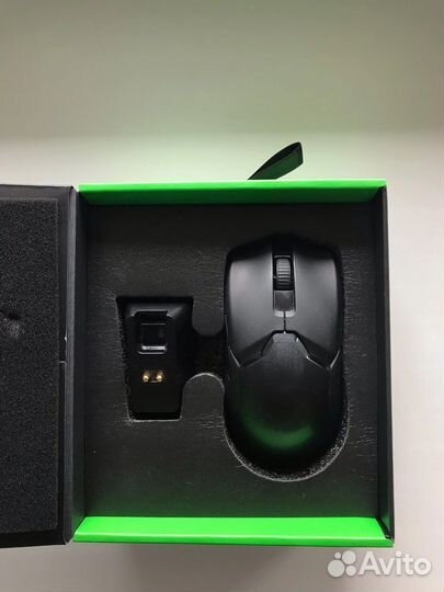 Razer viper ultimate with charging dock