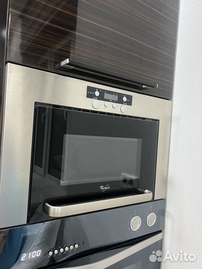 Встраиваемая Микроволновая печь Whirlpool