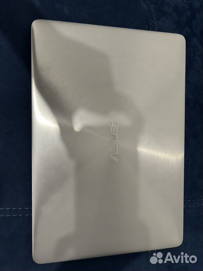 Asus zenbook UX330U