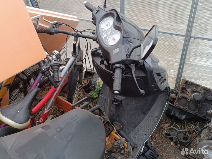 Продам скутер Irbis двухтактный