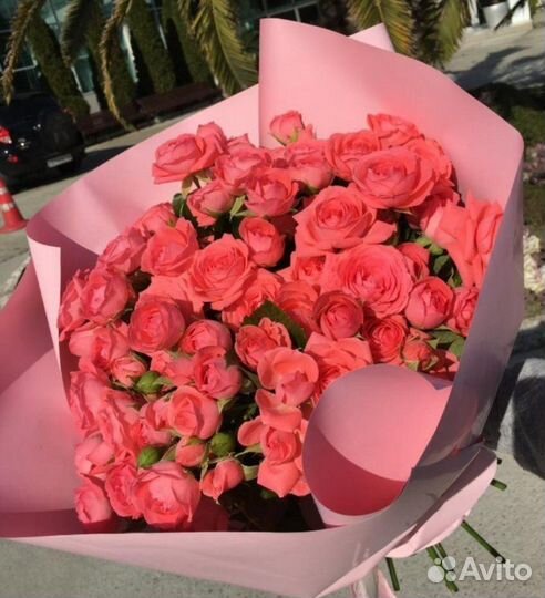 Букеты из кустовых роз