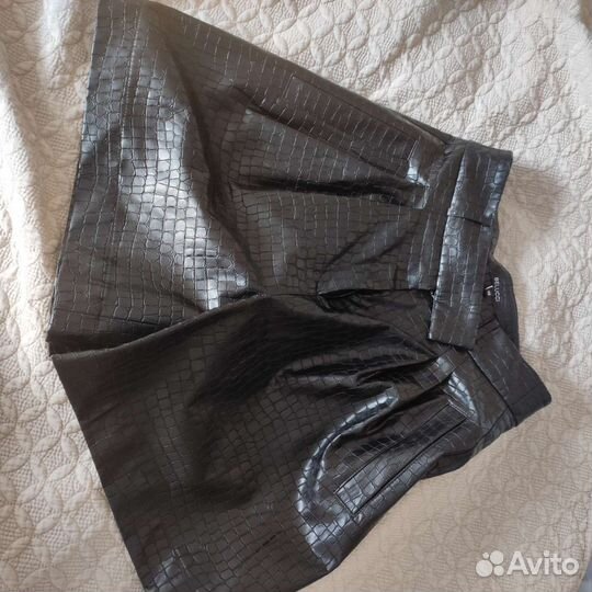 Шорты женские кожаные 44-46 высокая посадка