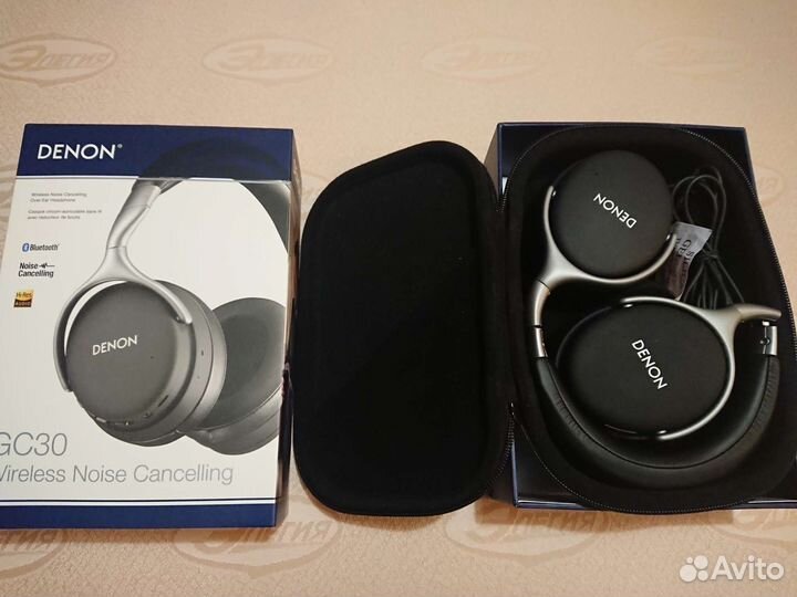 Denon AH-GC30, AH-D2000