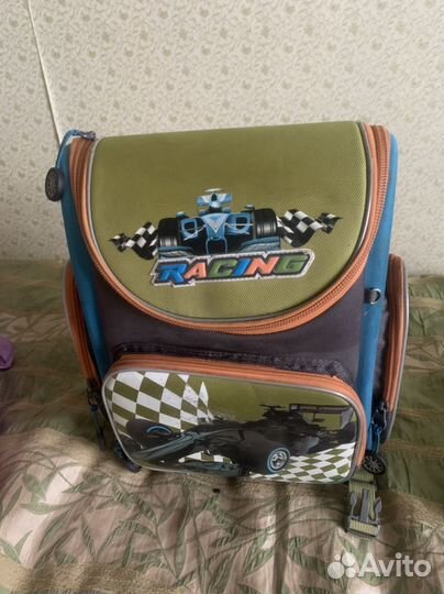 Рюкзак школьный для мальчика grizzly