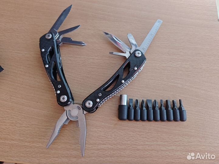 Мультитул traveler