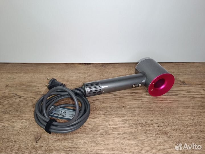 Фен Dyson supersonic hd08