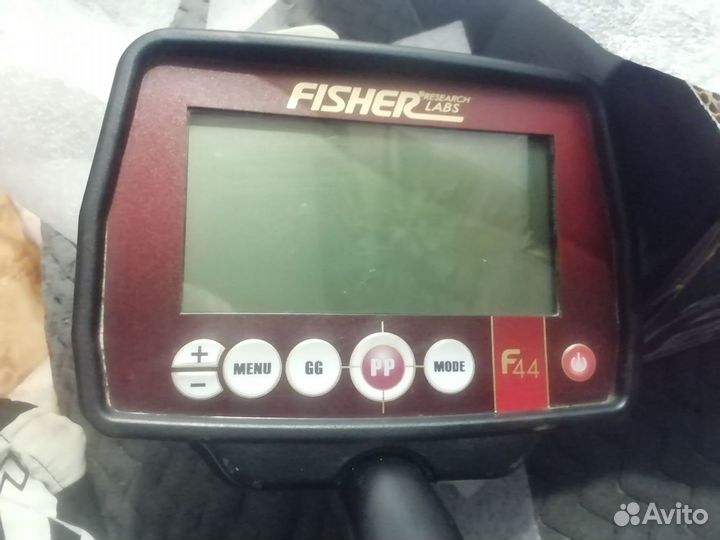 Металлоискатель Fisher F44 с катушкой 11DD