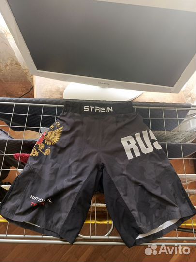 Шорты спортивные strein