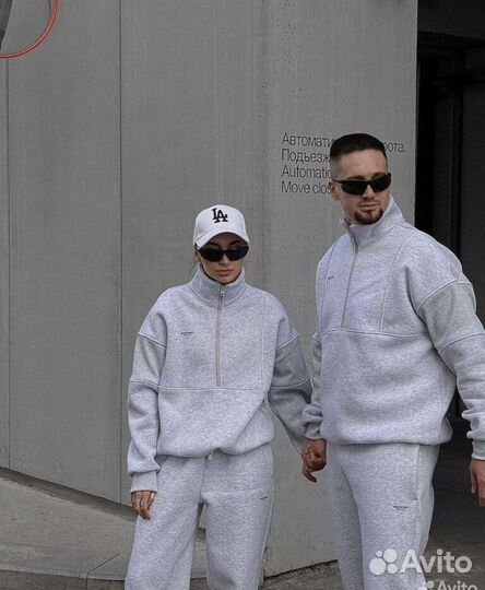 Парные спортивные костюмы