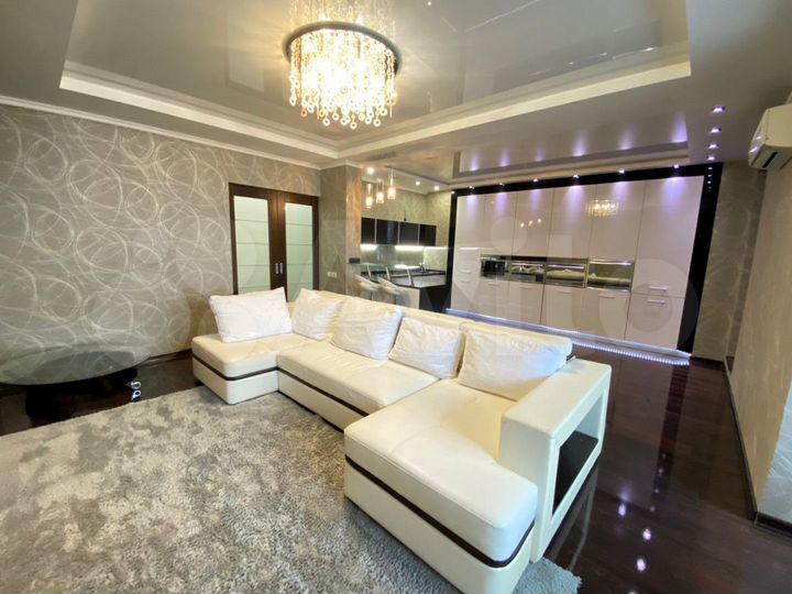 3-к. квартира, 90 м², 10/16 эт.