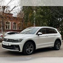 Volkswagen Tiguan 2.0 AMT, 2018, 87 000 км, с пробегом, цена 3 300 000 руб.