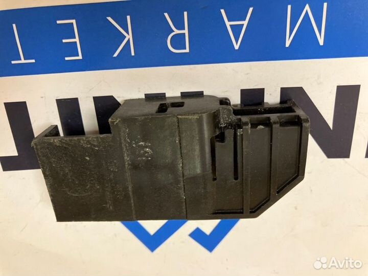 Кронштейн радиатора кондиционера Infiniti Qx70 S51