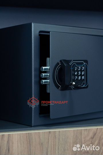 Сейф металлический для ценностей