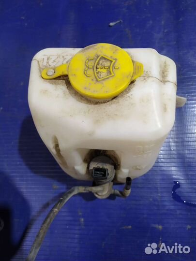 Бочок омывателя Opel Corsa C