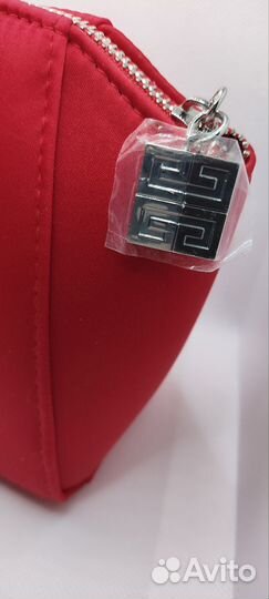 Косметичка givenchy красная