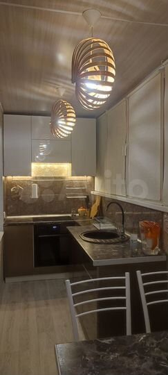 2-к. квартира, 40 м², 4/4 эт.