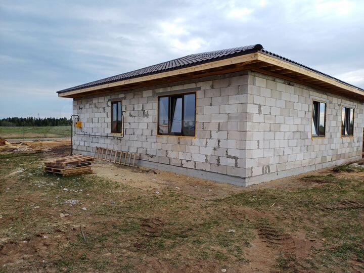 Дом 141 м² на участке 10 сот.