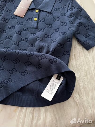 Яркое поло Gucci