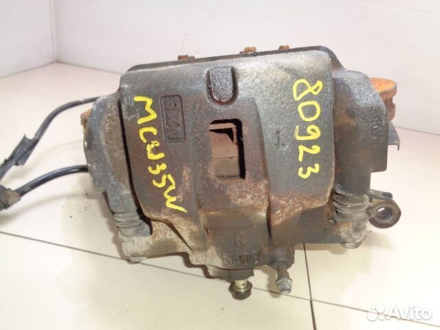 Суппорт toyota harrier MCU35W 1MZ-FE перед право