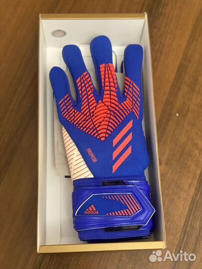 Вратарские перчатки adidas предатор GL Leagve