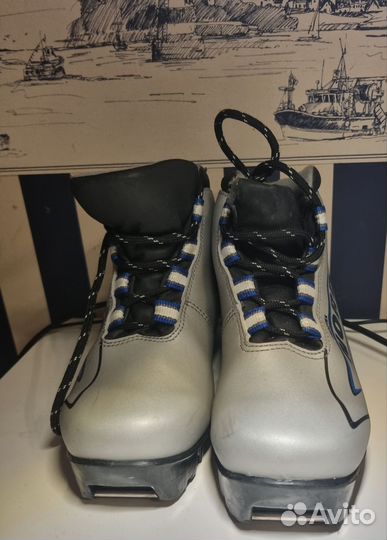 Лыжные ботинки детские 33 размер nordway