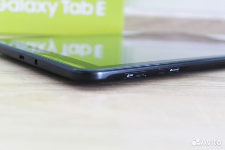 Планшет Samsung Galaxy Tab E 9.6