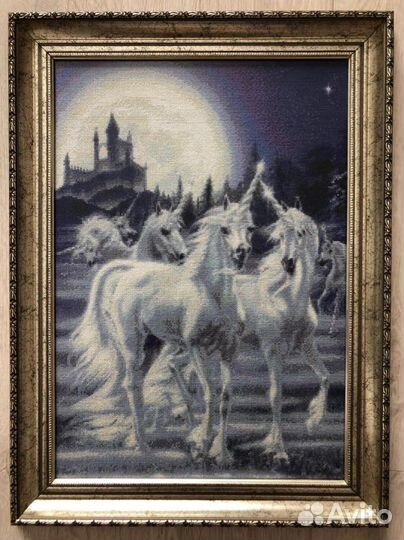 Вышитая крестиком картина,Собирающиеся единороги